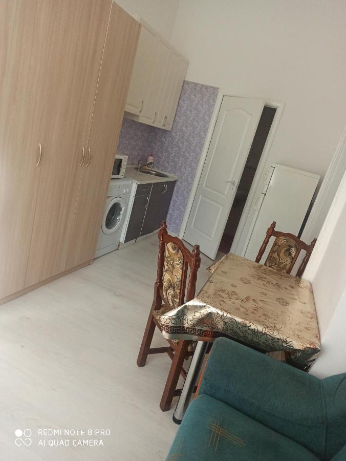 Apartament On Franka Street Apartment Лвив Екстериор снимка